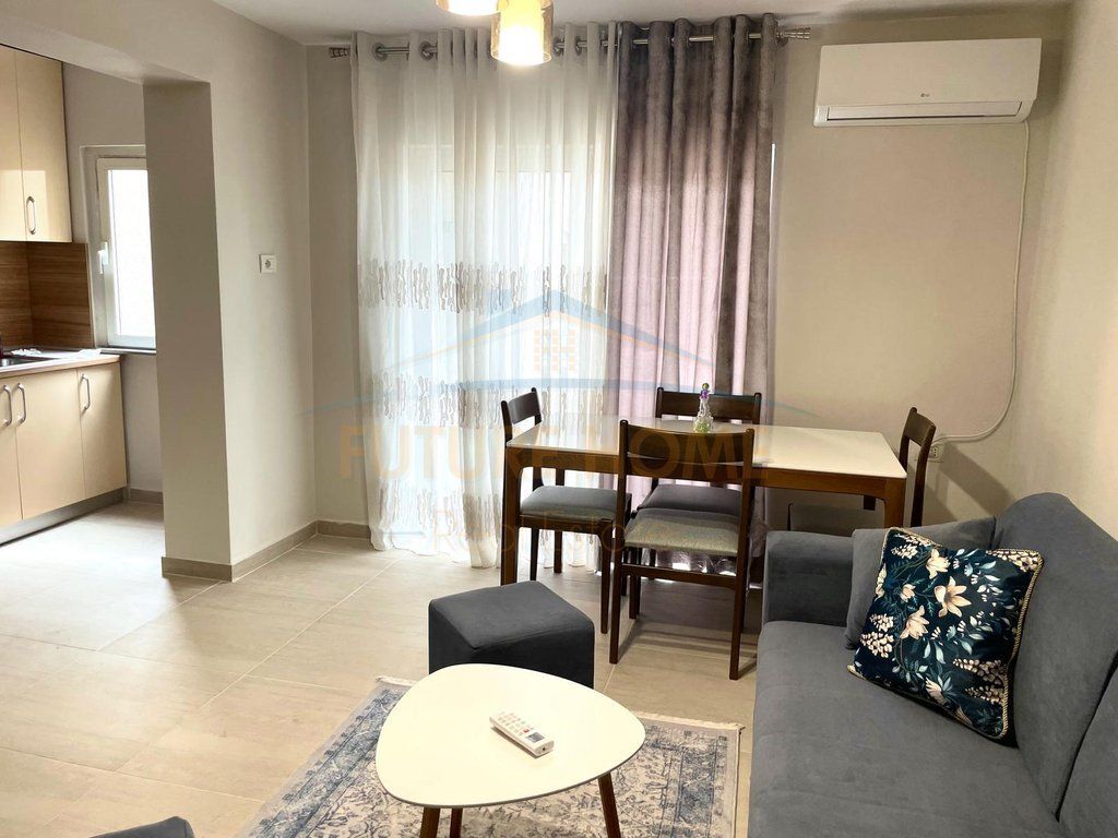 Affitto, Appartamento 2+1, Via Fortuzi, Tirana