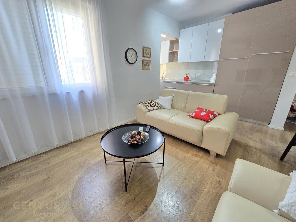Apartament 1+1 Me Qira tek Shkolla e Baletit, Tiranë 600 € /Muaj