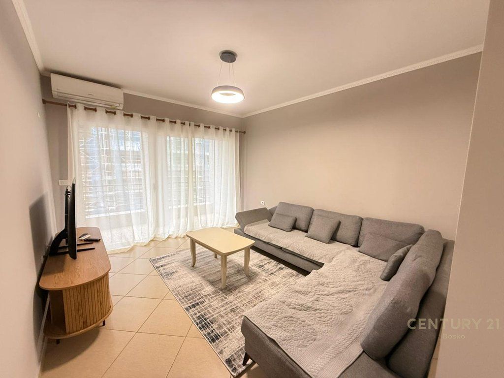 Apartament 2+1 Për Qira në Don Bosco, Tiranë