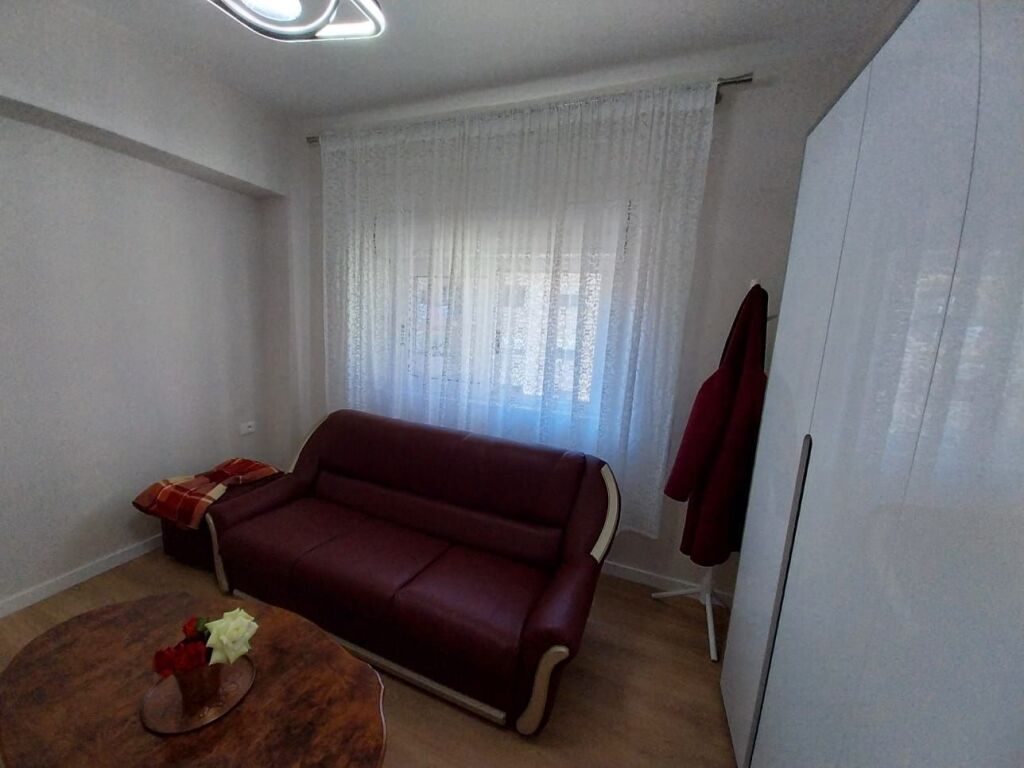 FOR RENT 2+1 APARTMENT NEAR THE MUSEUM, DURRËS