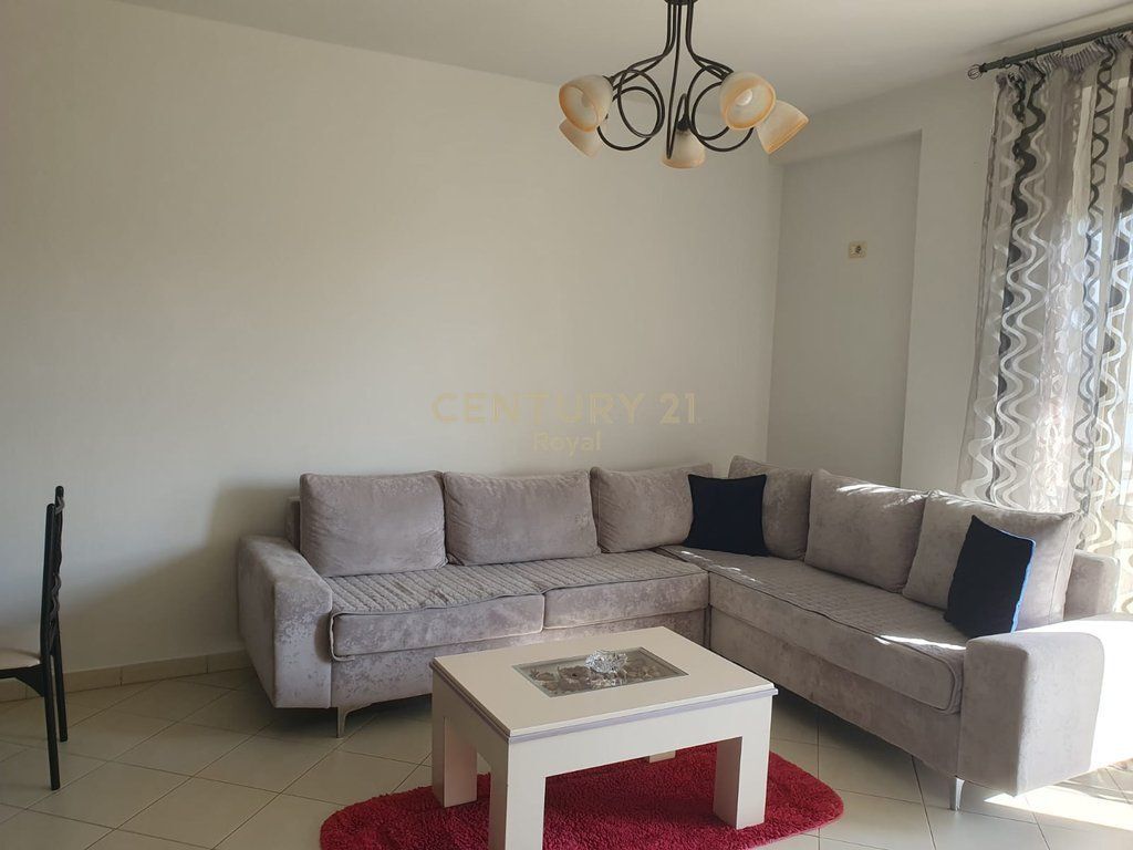 Apartment 2+1+2 with 1 garage in Fresk