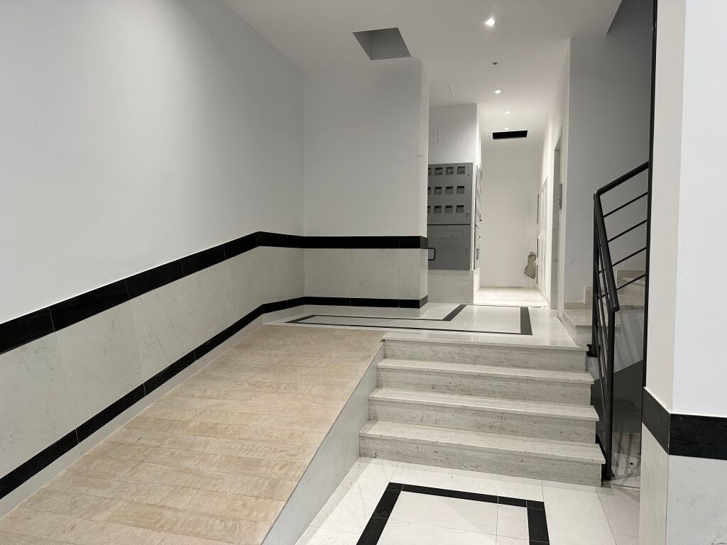 Appartamento 2+1+2 in vendita a Lungomare Vlore