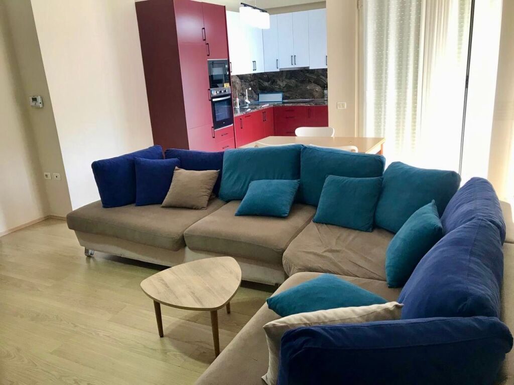 📣 QERA Apartament 2+1 Me 2 Tualete 📍 Liqeni i Thate 🛣️ Rruga "Hamdi Sina" ✨