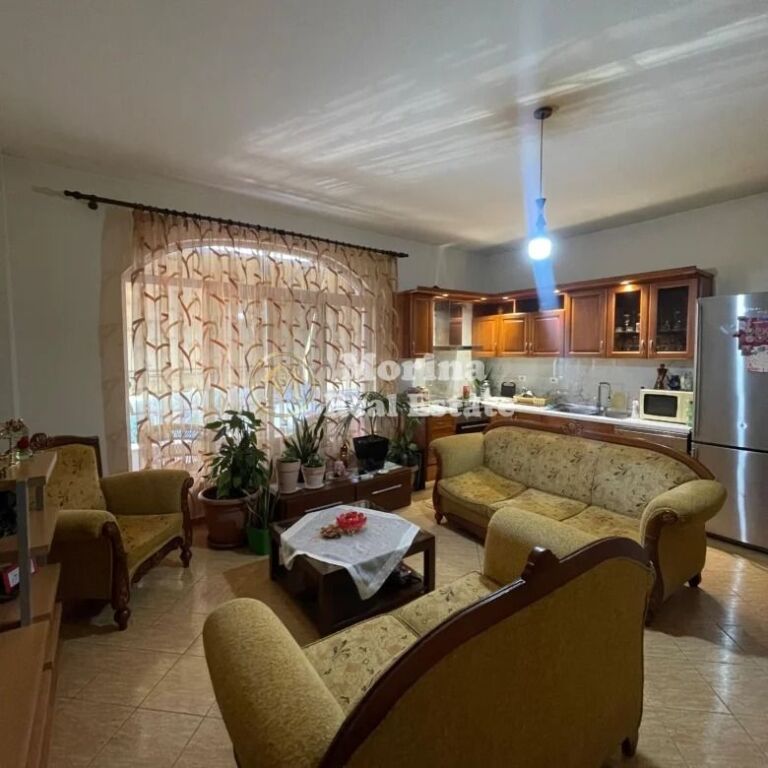 Vendita | Appartamento 2 + 1 | Kodra E. Priftit | 120000 €