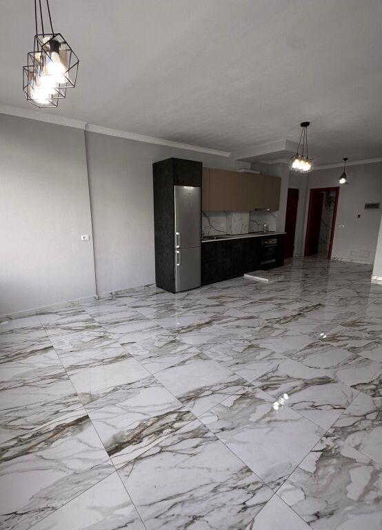 In vendita: Appartamento 2+1 Astir, (bar Artisti)