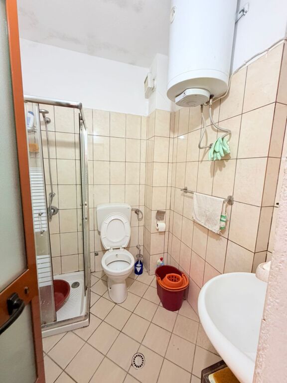 VENDESI APPARTAMENTO 1+1 VICINO HOTEL ANTALYA SPIAGGIA, DURAZZO