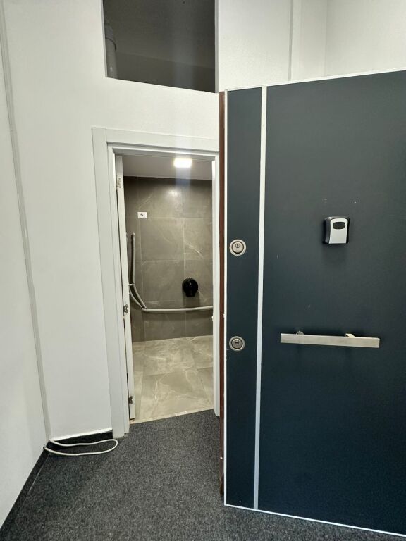 Premises for rent at Pharmacy 10