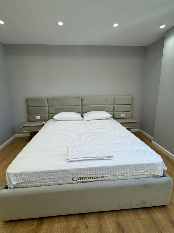 Apartment 2+1+2 balconies for sale in Skel, Vlore