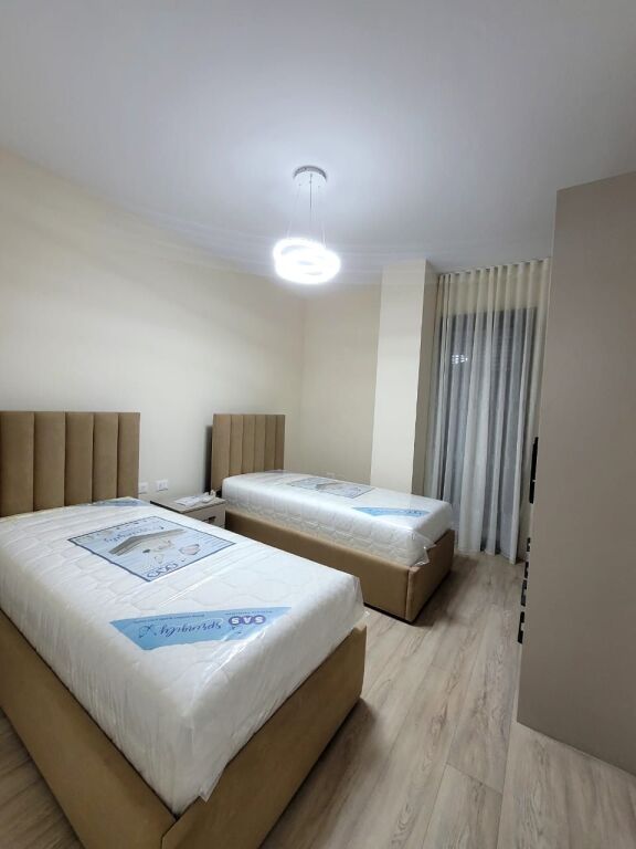Apartament me qera 2+1+2 te Liqeni i thate