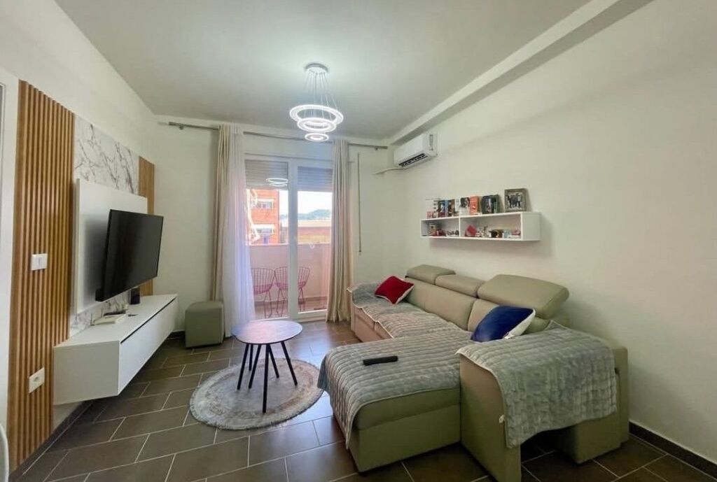 🏡 JEPET ME QIRA APARTAMENT 1+1 – Kompleksi Golden Park 3