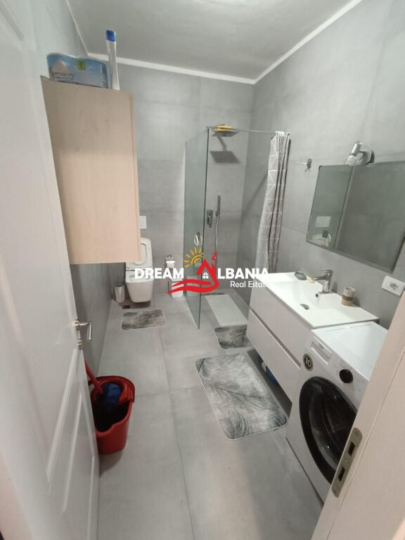 Apartment me qera 1+1+Parking tek Palllat Tirana (afer Golden Tower), Tirane (ID 42111529)