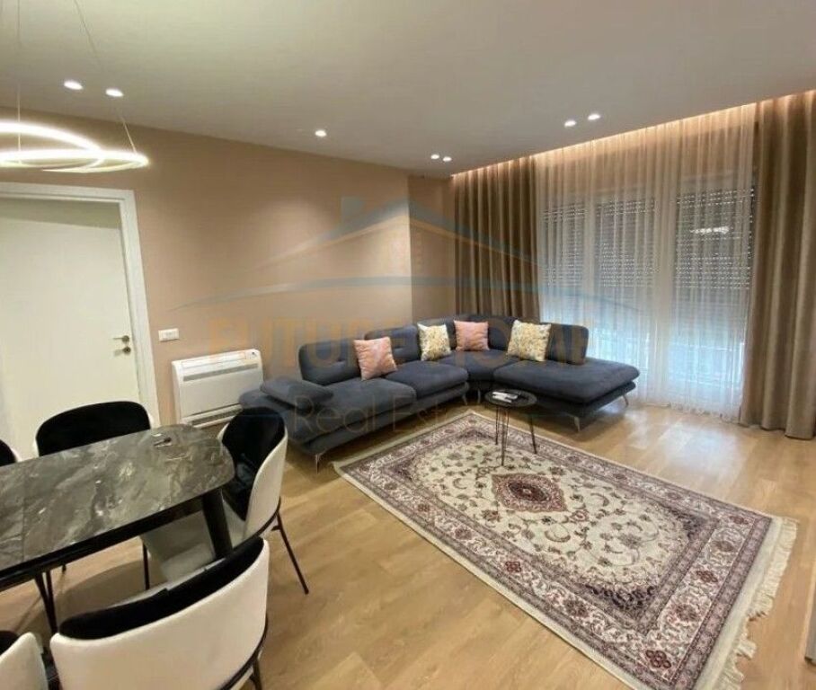 Affitto, Appartamento 2+1+2, Via Dibrës, Hotel Melia, Giardino N. 6, Tirana.