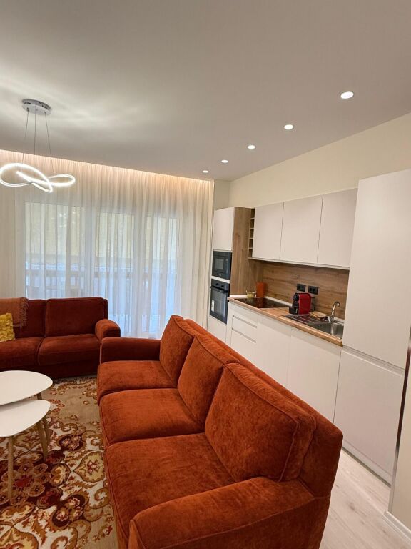 ✨ Appartamento 1+1 in affitto – Zona del Liceo (vicino a RTSH) 🏡 Via Elbasan