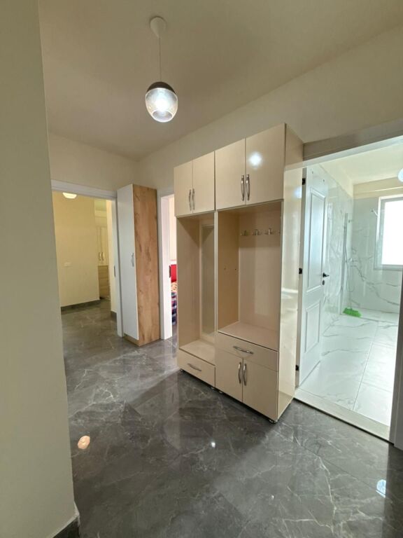 Apartament me qera 2+1+2+ballkon