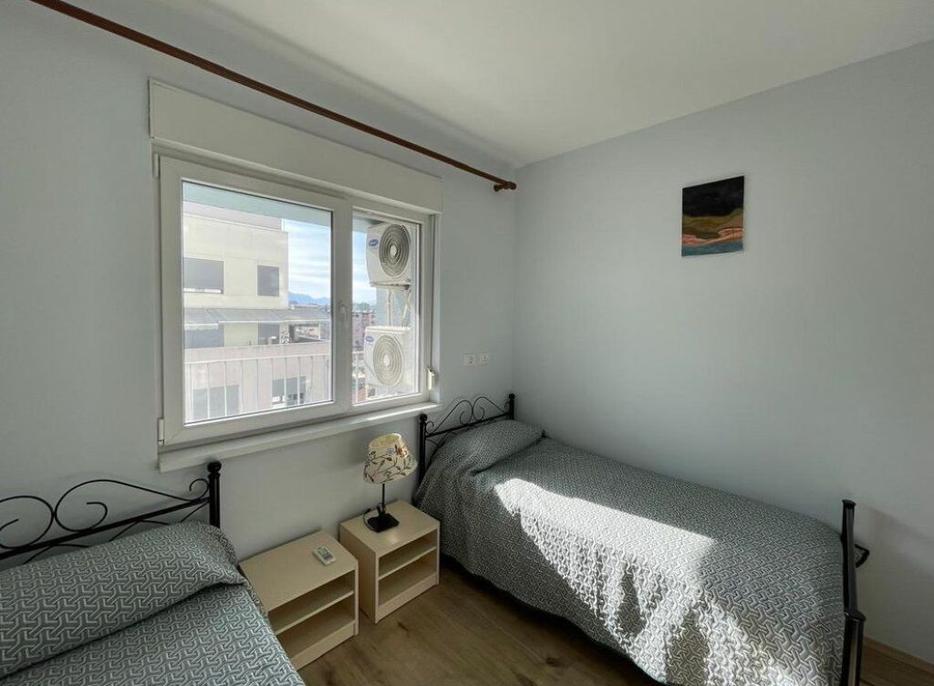 Apartament me qira 2+1+2, tek Kompleksi Magnet