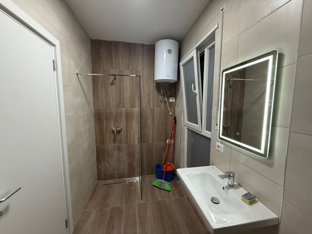 Qera, Apartament 1+1,  Rezidenca Trio Towers, Don Bosko.