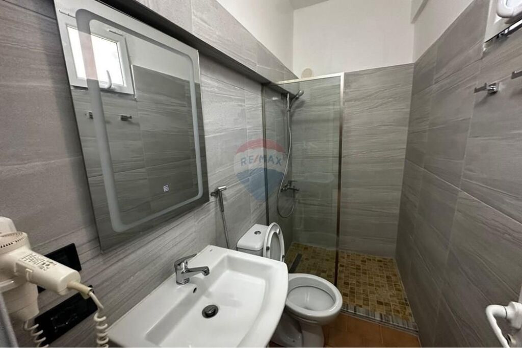 Apartament 1+1 për shitje/qira Çole e Re, Vlorë