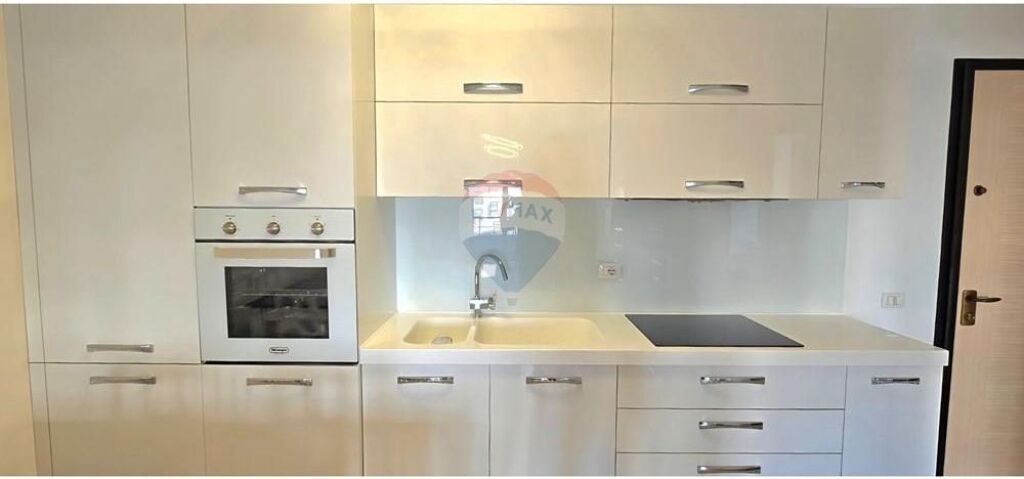 🏠 Apartment 1+1 for Sale – Gjergj Kastrioti Street, Vlora