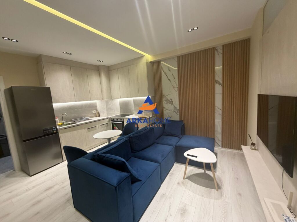 VENDESI APPARTAMENTO 1+1+BALCONE "VICINO BOHEM ASTIR" 12000000 LEKE