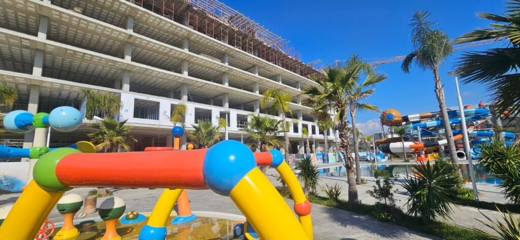 Apartment 2+1+Balcony for Sale in Golem (VM Resort)