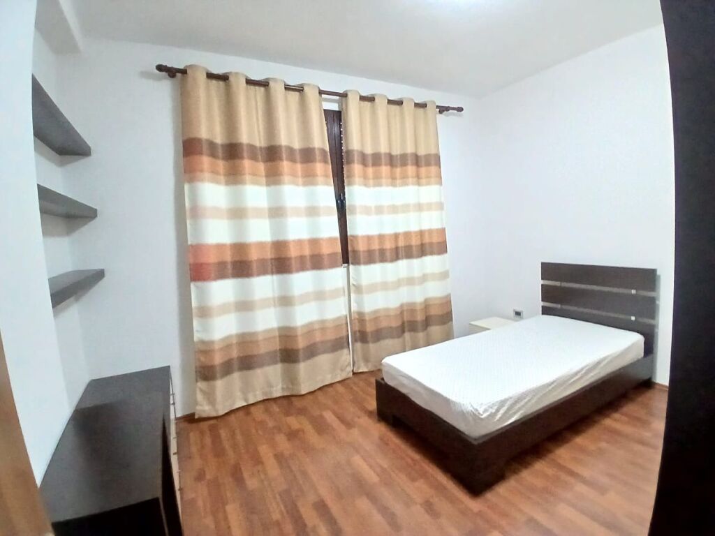 2+1, arredato vicino a him kolli myslym shyri, 500 mila lek
