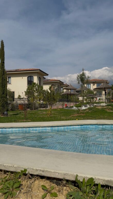 Luxury villa for rent in TEG!