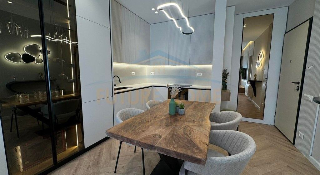 Qera, Apartament 2+1+2, Tirana Garden Building
