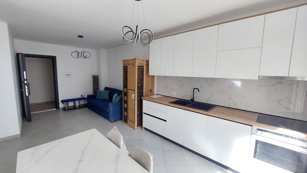 Apartament 1+1 me qira, QSUT, Rruga e Dibres
