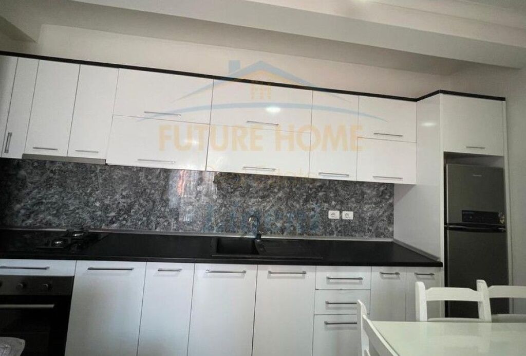Qera, Apartament 1+1+Post Parkimi, Sima Com