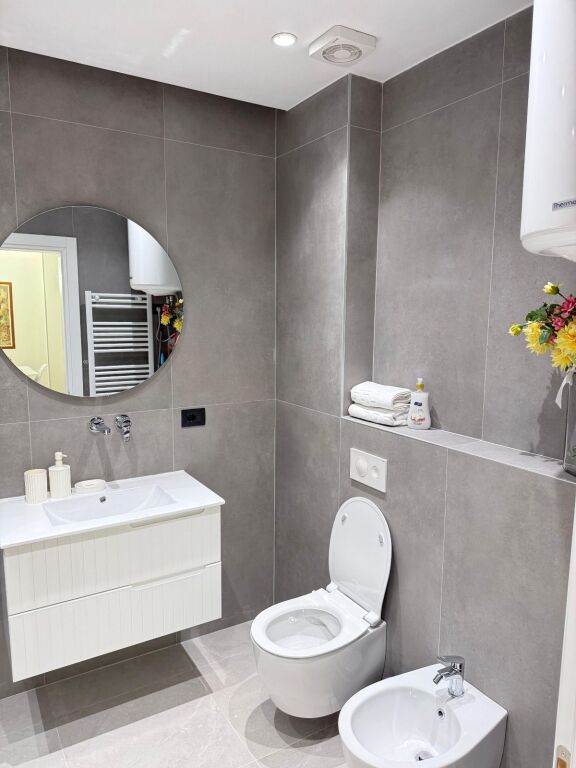 ✨ Appartamento 1+1 in affitto – Zona del Liceo (vicino a RTSH) 🏡 Via Elbasan
