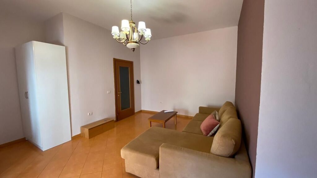 Apartment 1+1 for rent at Air Albania