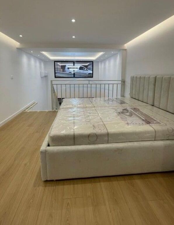 .Qera, Apartament Loft, Fresku.