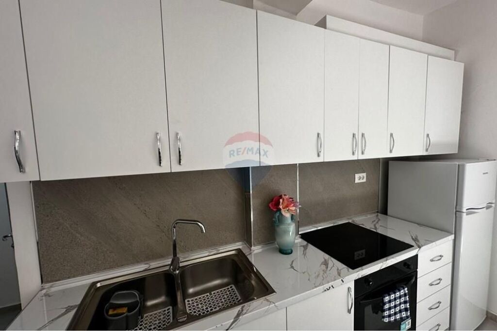 Apartament 1+1 për shitje/qira Çole e Re, Vlorë