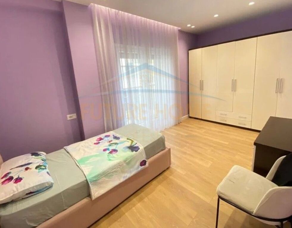 Affitto, Appartamento 2+1+2, Via Dibrës, Hotel Melia, Giardino N. 6, Tirana.