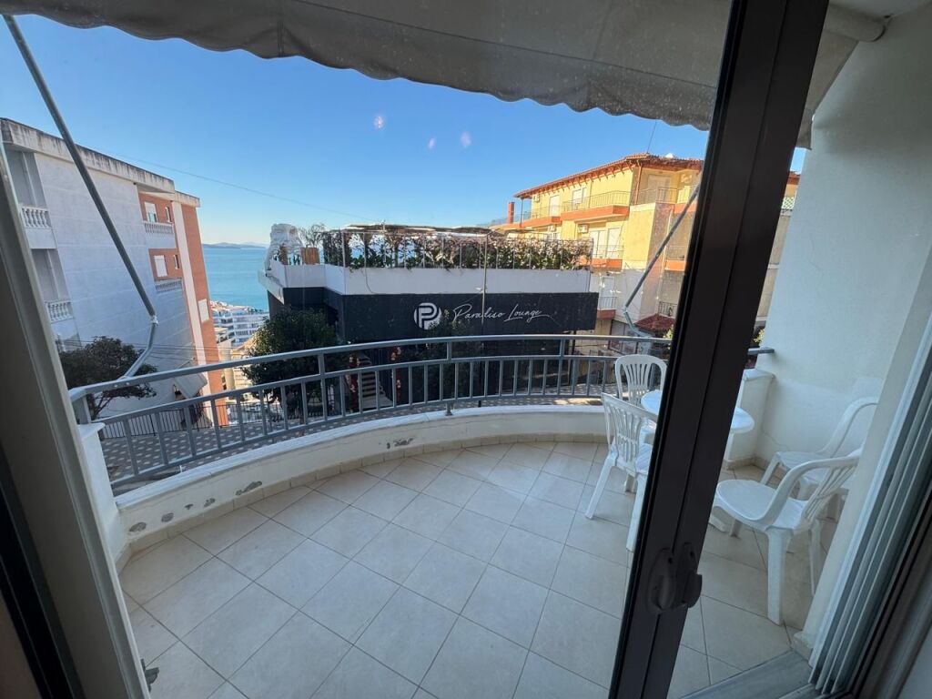 Appartamento 1+1 a Sarandë, 55 m², vista mare, pronto per abitare