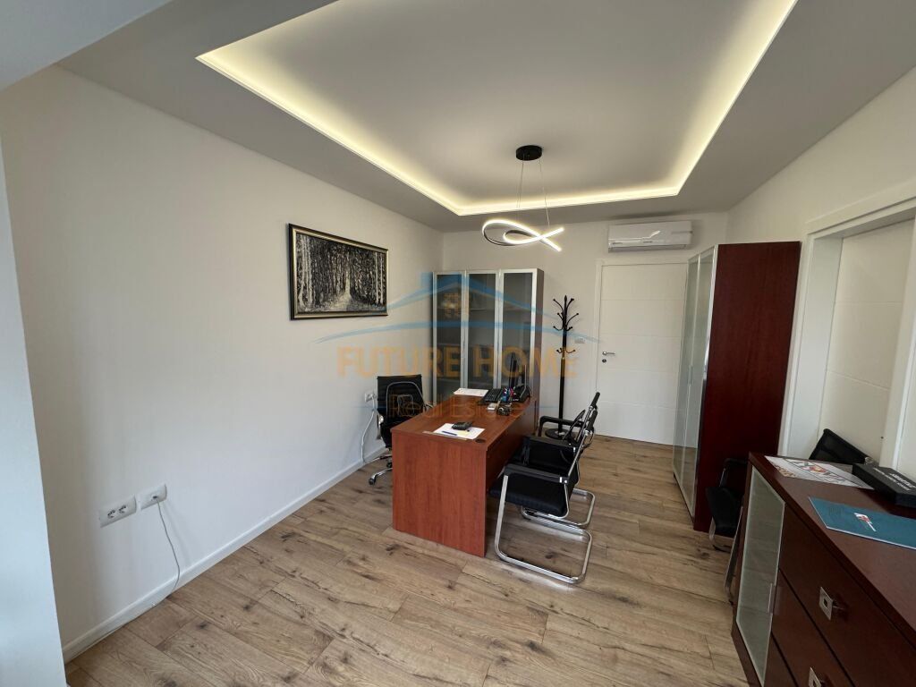 Business Premises for Rent, Zogu 1 Boulevard, Tirana Empire64841