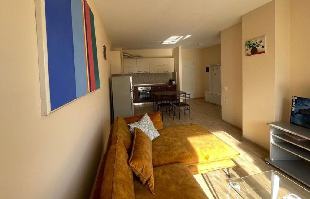 Apartament me qira 2+1+2, tek Kompleksi Magnet