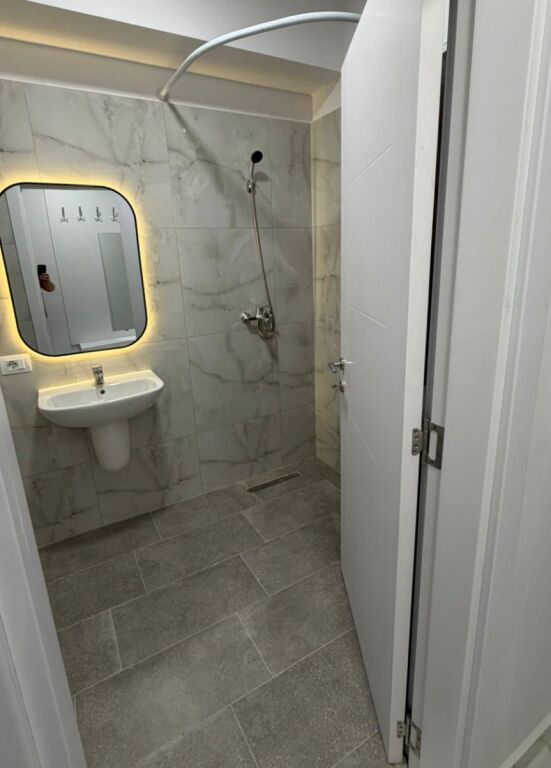 GARSIONERE ME QERA LAPRAKE 42.000 LEKE FH-58113