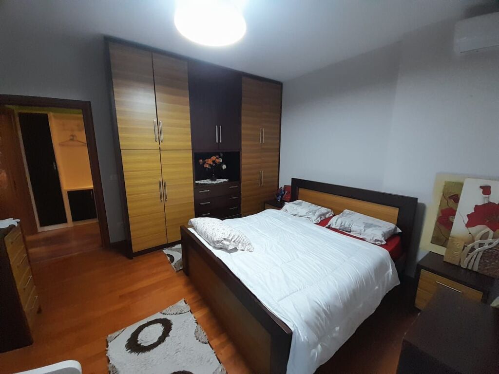 Jepet me qera apartament 2+1 ne Don Bosko perballe Vizion Plus