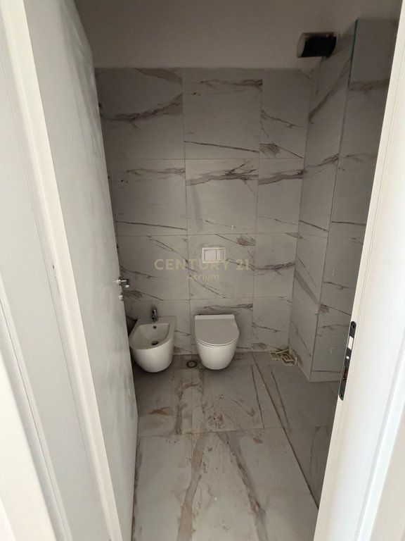 WE RENT 3+1 APARTMENT WITH PARKING SPACE NEAR MINE PEZA