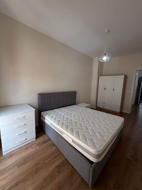Apartament 1+1  Me qera tek 5 Maji