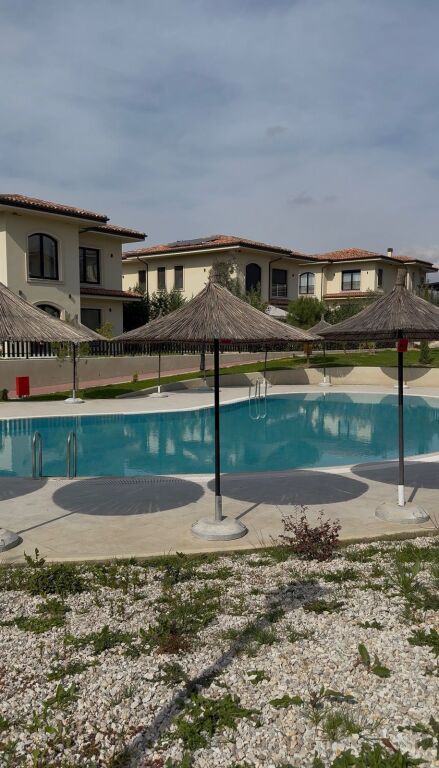 Luxury villa for rent in TEG!
