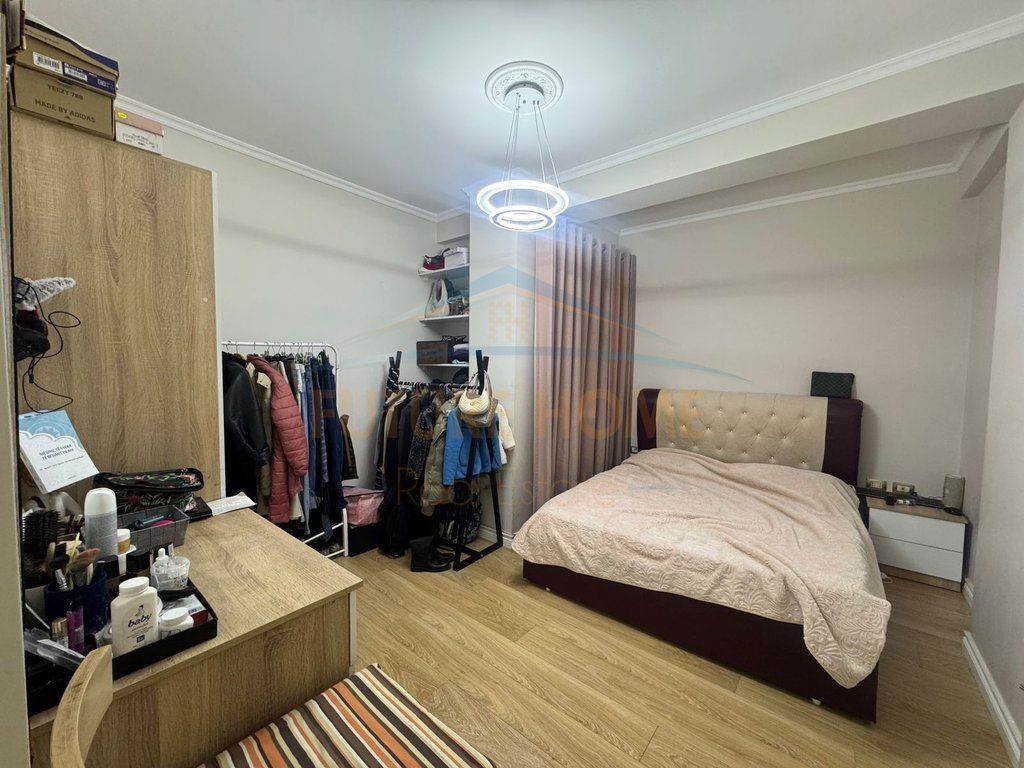 SELLING, APARTMENT 3+1+2+VERANDA, kODRA E DIELLIT