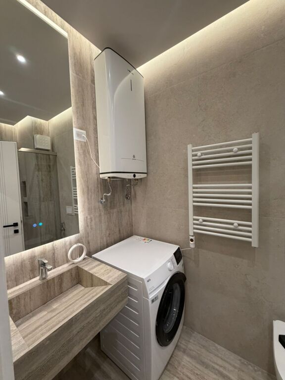 *For rent 2+1+2+parking space at Mine Peza*