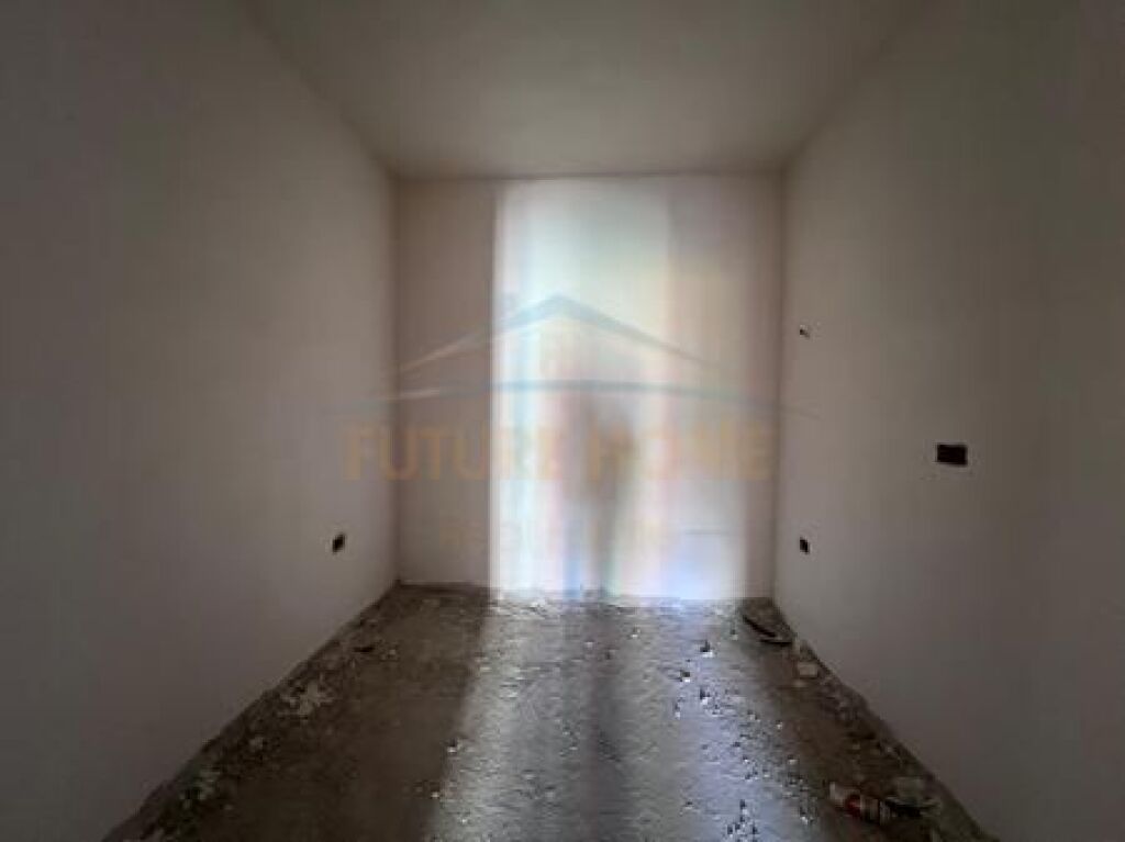 In vendita, Appartamento 2+1+2, Residenza ''COLOR SPLASH'', Paskuqan, Tirana.