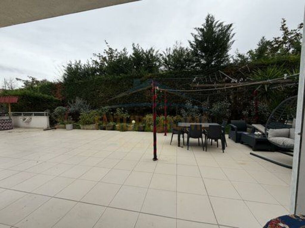 In vendita, Appartamento 2+1+Veranda, Residenza Touch of the Sun, Tirana.