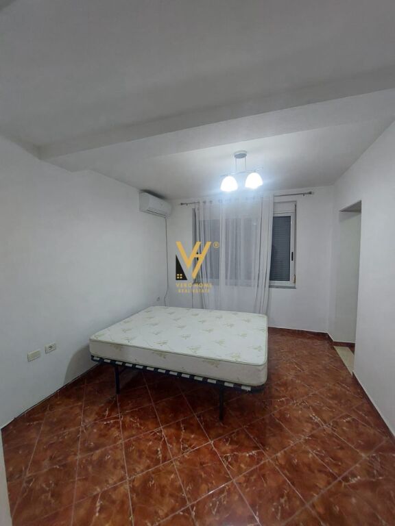 AFFITTASI APPARTAMENTO 3+1 IN AFFITTO IN PIAZZA WILLSON 55.000 LEKE