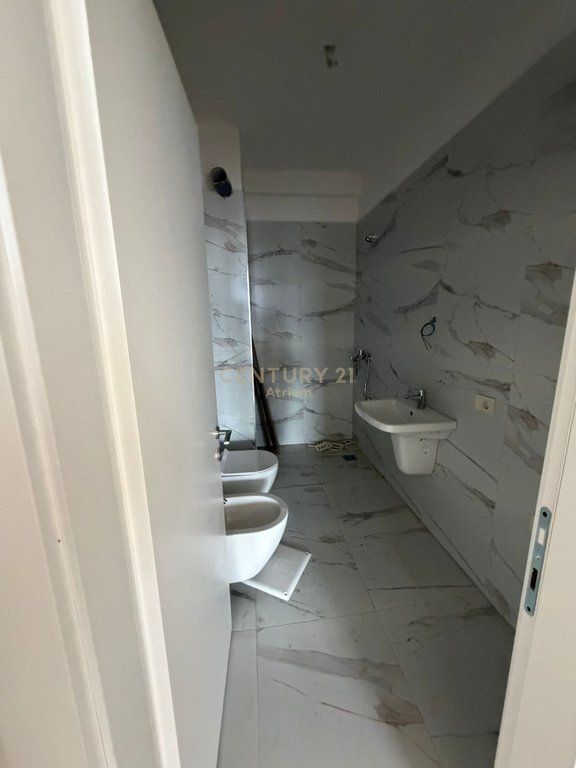 WE RENT 3+1 APARTMENT WITH PARKING SPACE NEAR MINE PEZA