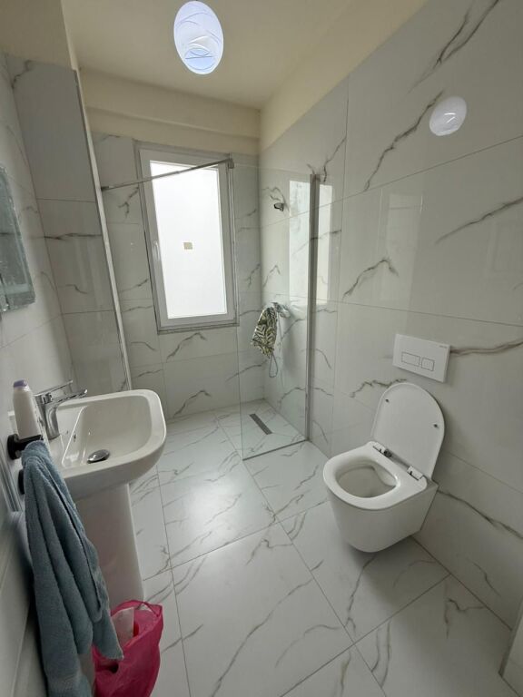 Apartament me qera 2+1+2+ballkon