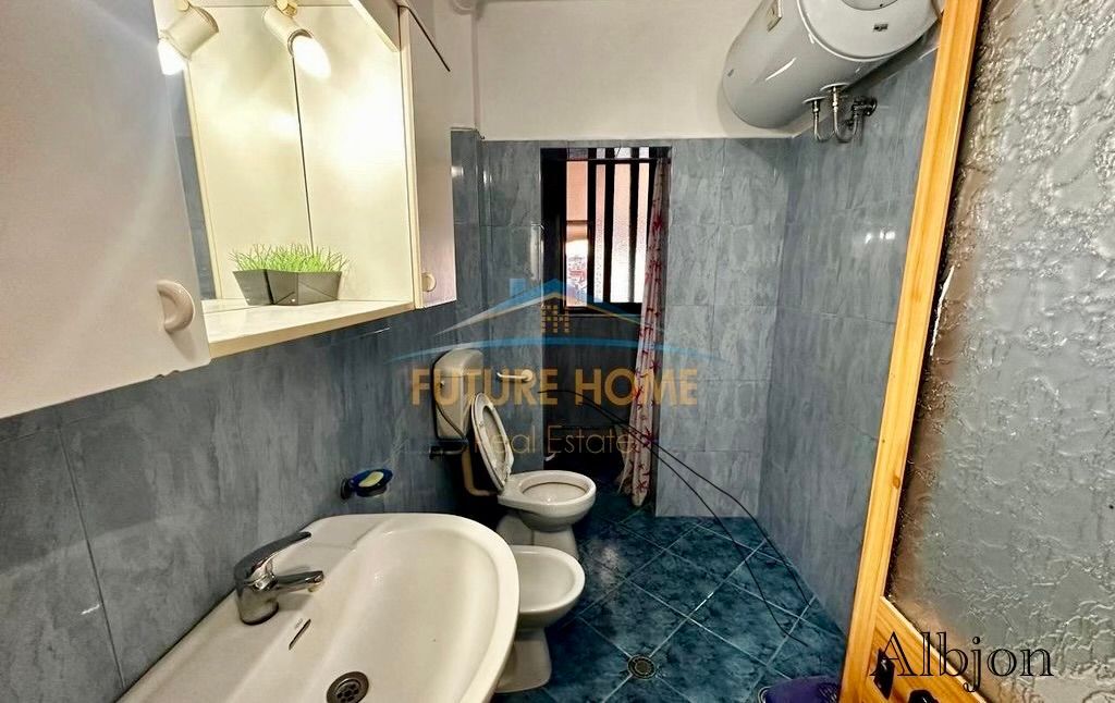 📍 Xhamllik – In Vendita, Appartamento 2+1 Investito & con Ipoteca! 🏠